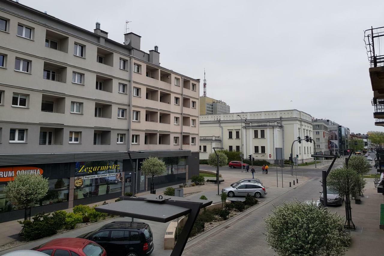 Apartament "Cleopatra 5" Przy Rynku Z Parkingiem, Faktury Vat Apartment Kielce Luaran gambar