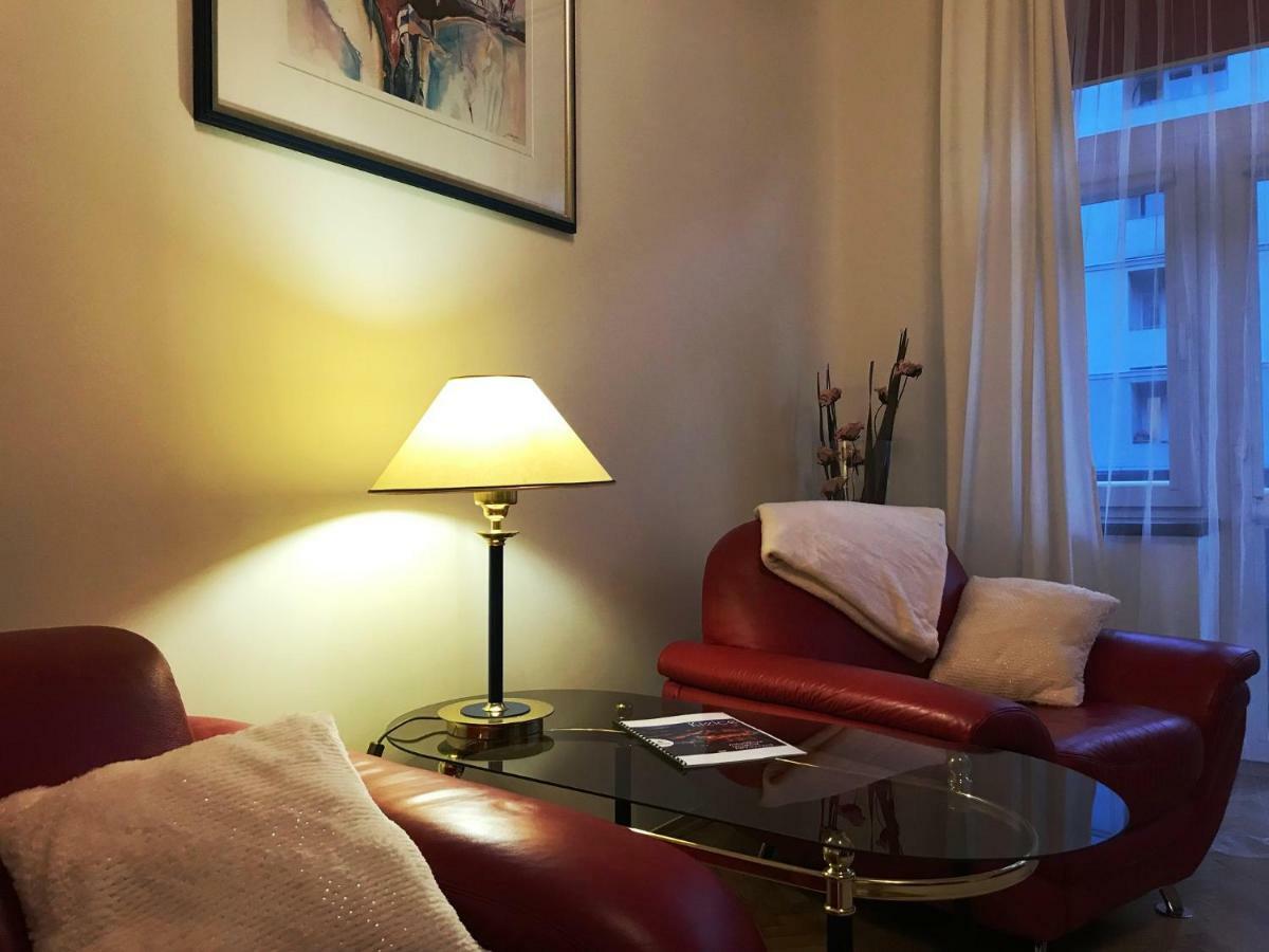 Apartament "Cleopatra 5" Przy Rynku Z Parkingiem, Faktury Vat Apartment Kielce Luaran gambar